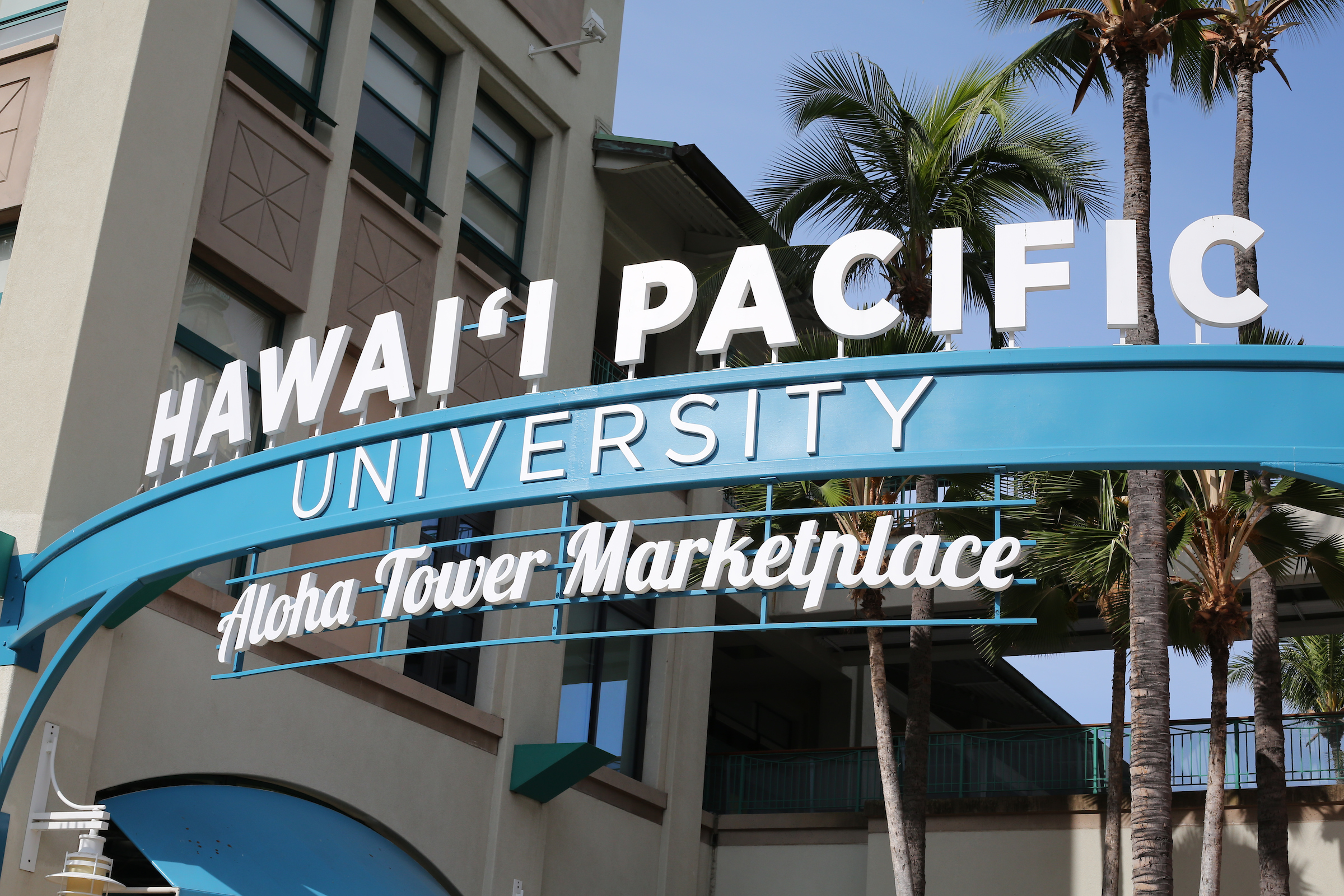 Hawaiʻi High School Students Take Ideas to Launch at Hawai&lsquo;i Pacific University Entrepreneurship Bootcamp